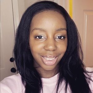 Meet your Posher, Zierra